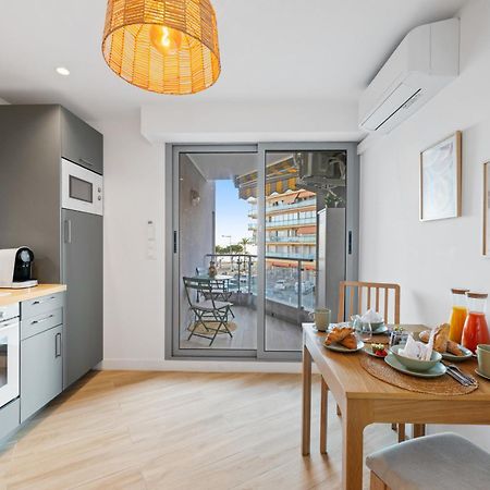 Appartement Bord De Mer « La Petite Ma-Line » Cagnes-sur-Mer Exteriör bild