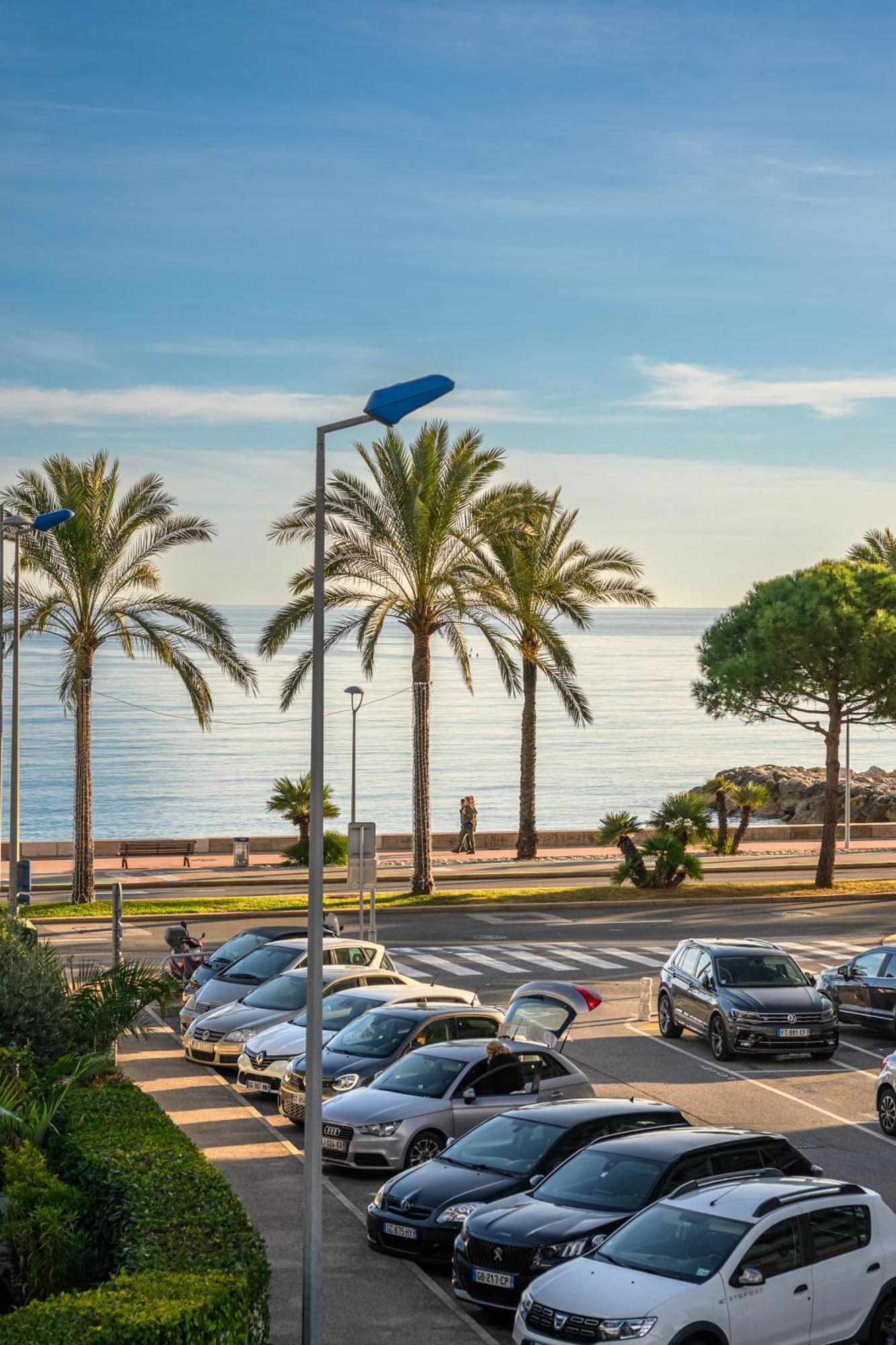 Appartement Bord De Mer « La Petite Ma-Line » Cagnes-sur-Mer Exteriör bild