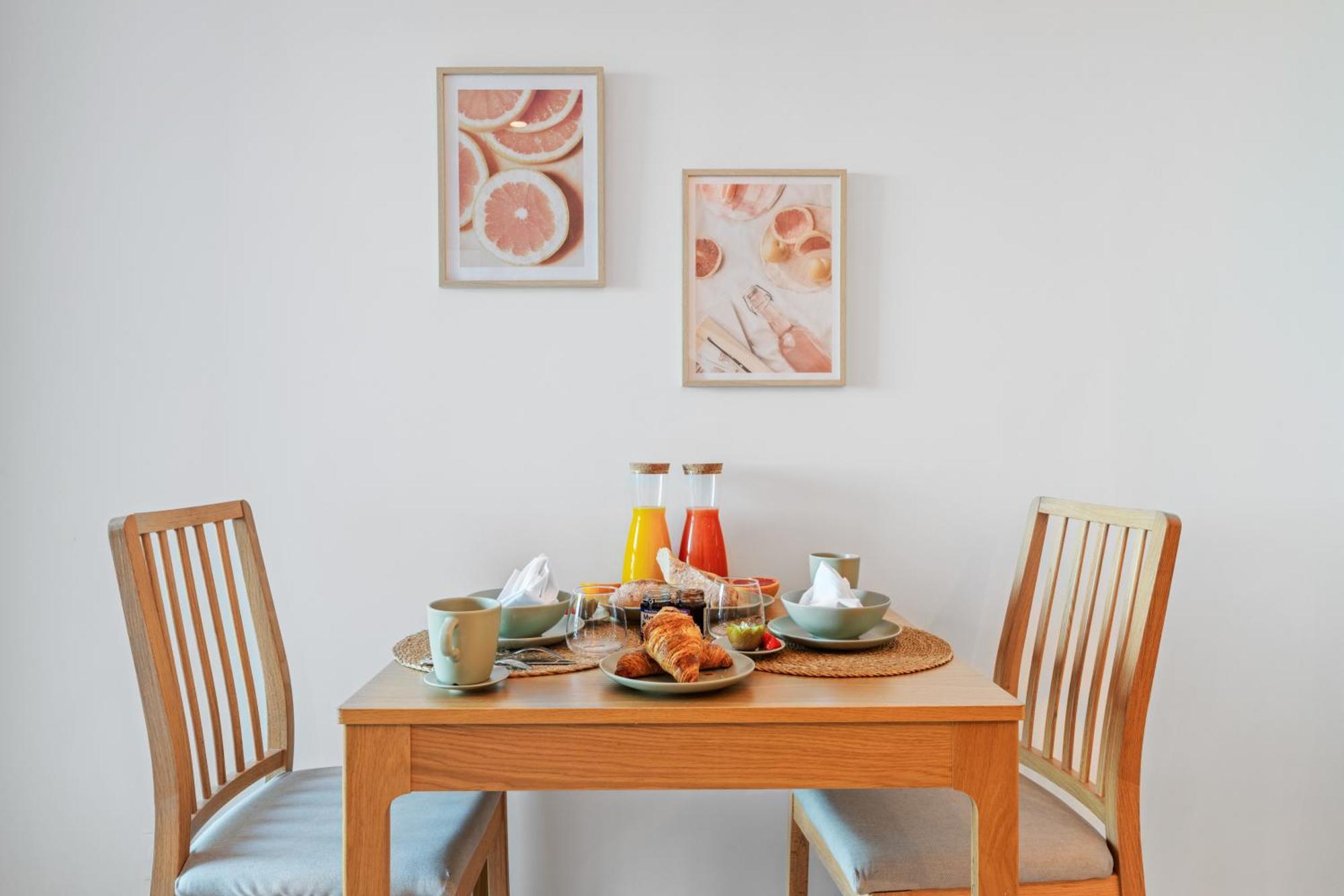 Appartement Bord De Mer « La Petite Ma-Line » Cagnes-sur-Mer Exteriör bild